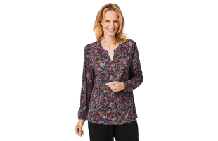 Blouse Shirt in Feminine Form