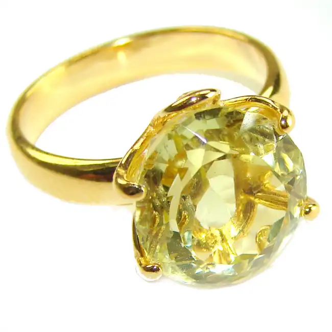 Solider 10.8 Karat Echter Zitronenquarz 14K Gold über .925 Sterlingsilber Handgefertigter Ring (Größe 6 1/4)