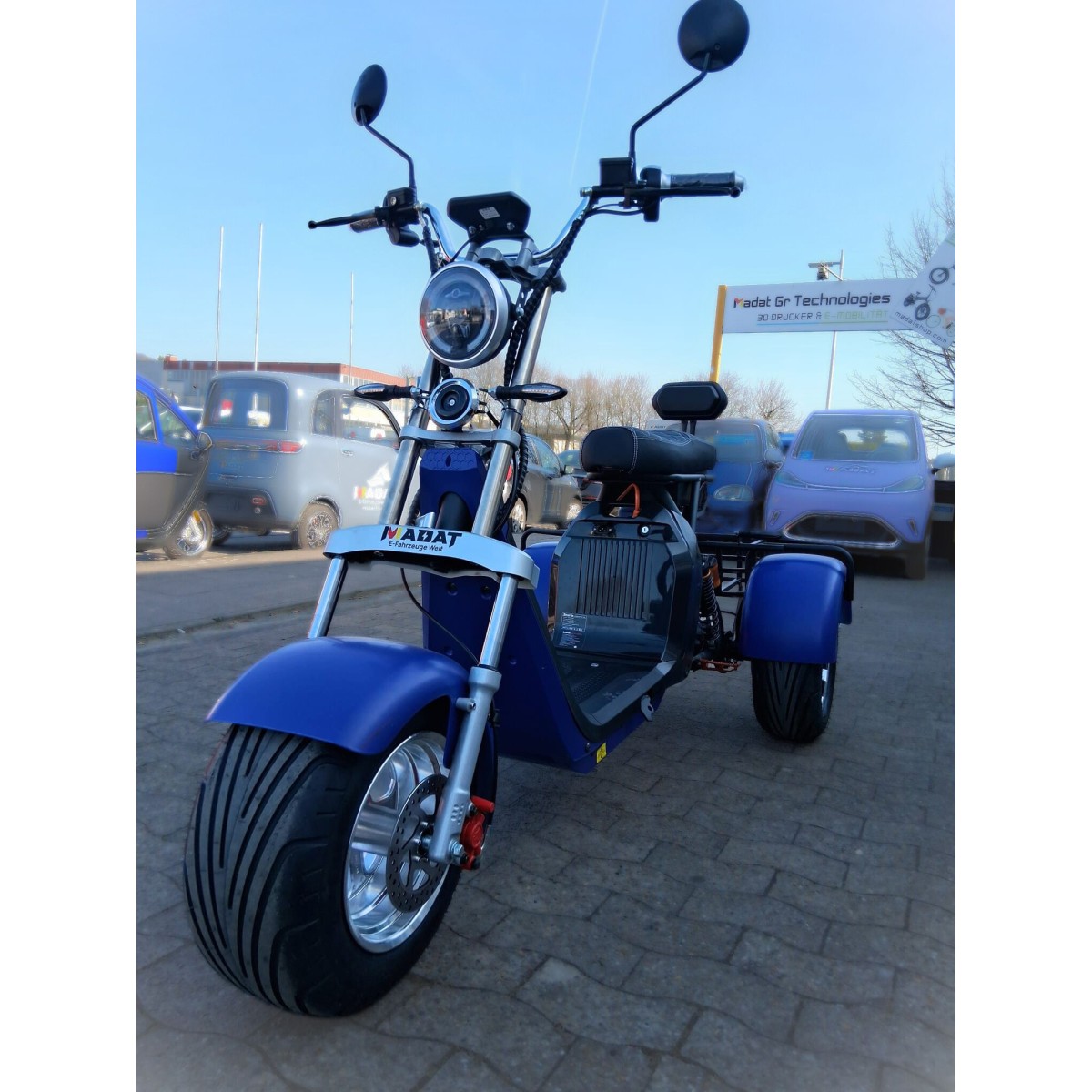 Madat CP-3 Electric Scooter Two-Seater – Tricycle, 45 km/h (25 km/h Option), 20 Ah Battery, 40 km Range, Blue