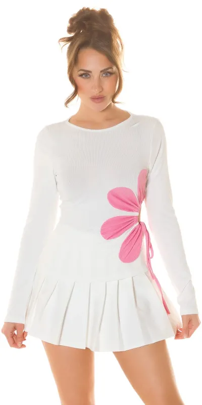 Flower-Power Shirt mit figurschmeichelndem Schnitt und Kordelzug für einen verspielten Look!