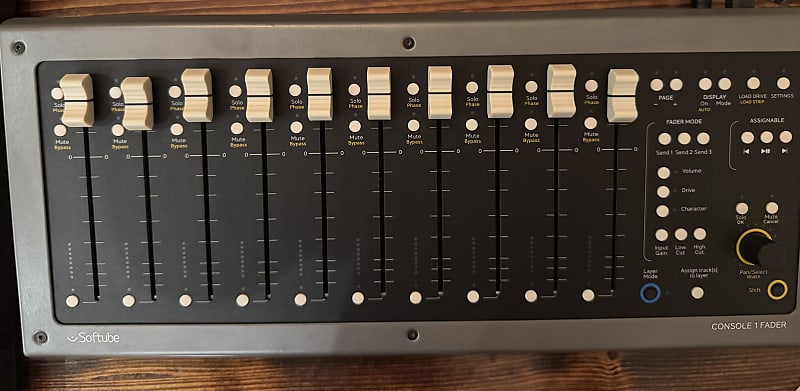 Softube Console 1 Fader USB DAW KontrolloberflÀche 2019 - Grau