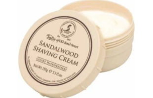 Luxus-Rasiercreme aus Sandelholz